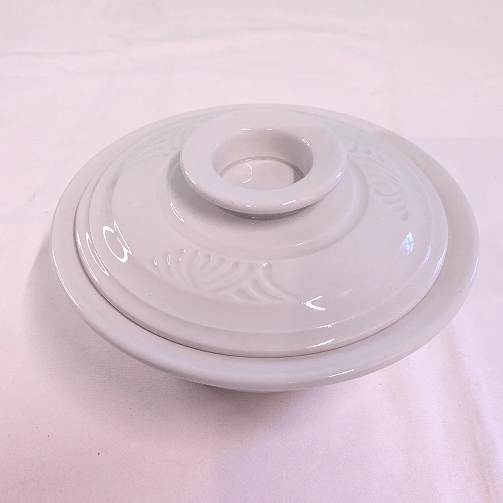 Kira Fournier Apple Baker Vintage 1984 White Ceramic Embossed Lid Kira Designs